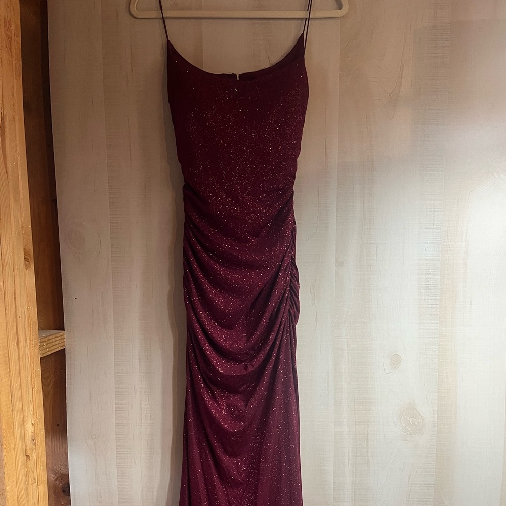 Windsor Sparkling Burgundy Backless Dress